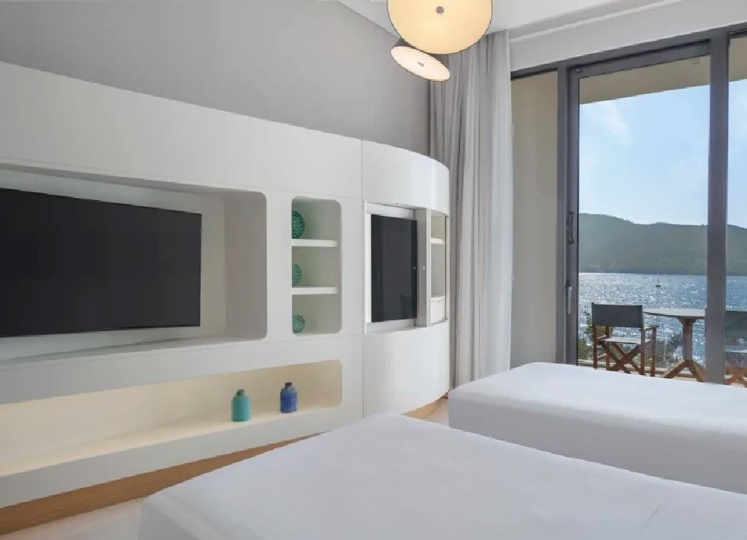 rooms-twin-premium-room-with-balcony--sea-view