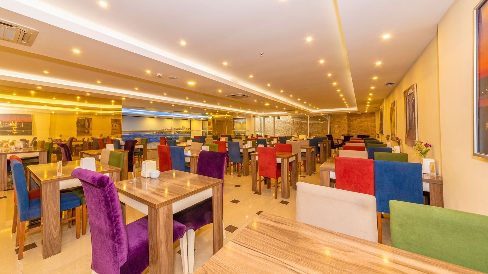 restaurants-restaurants