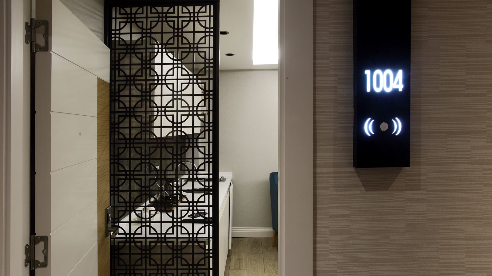 rooms-suite-deluxe-one-bedroom