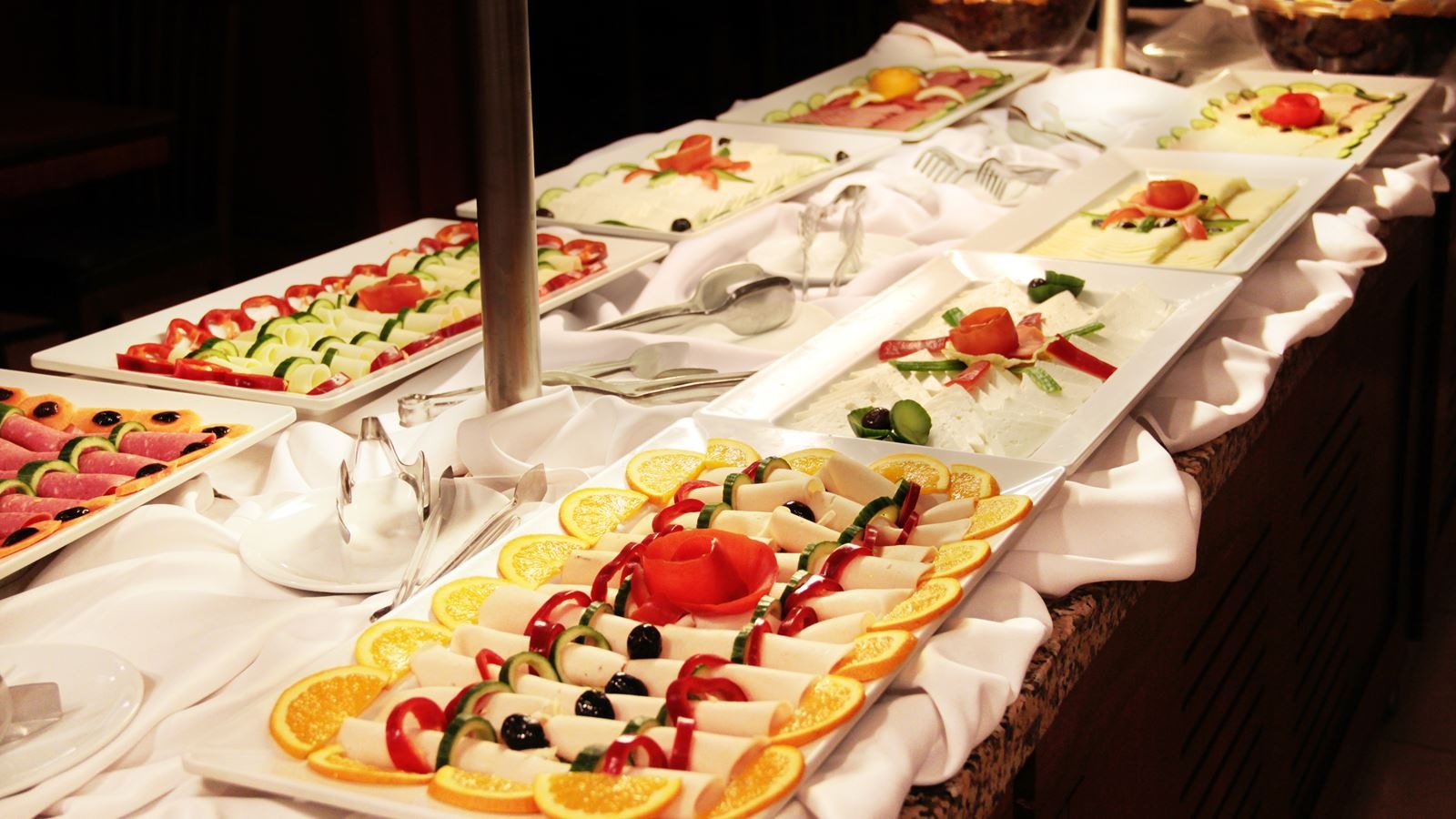 restaurants-restaurants