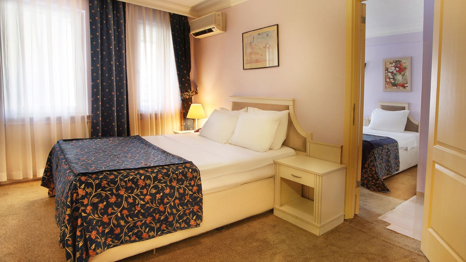 rooms-family-room-standard