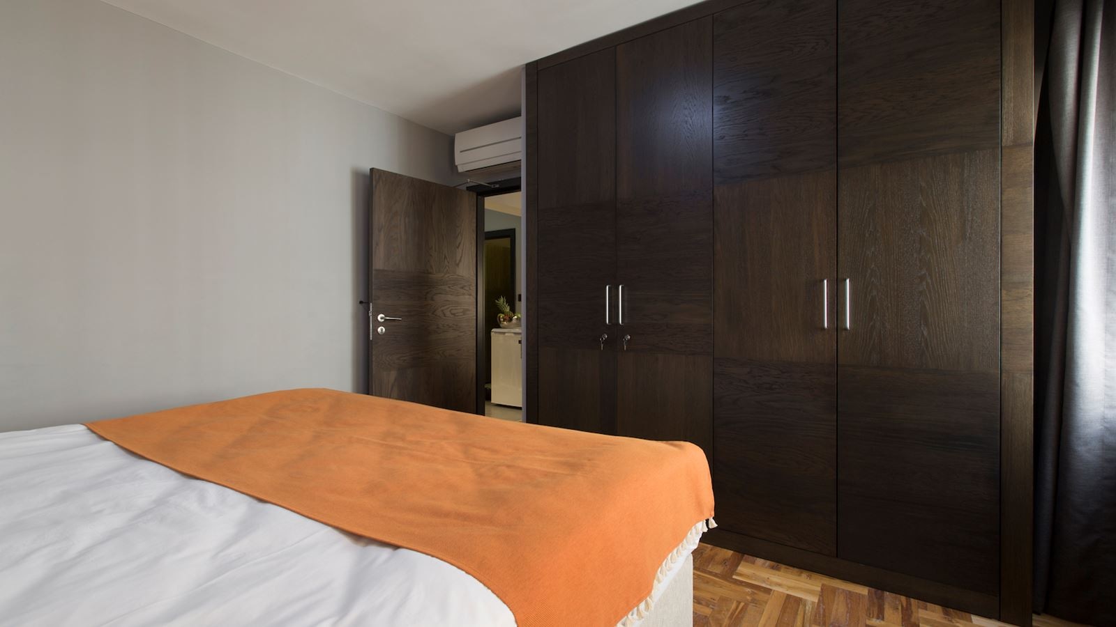 rooms-double-deluxe-with-terrace