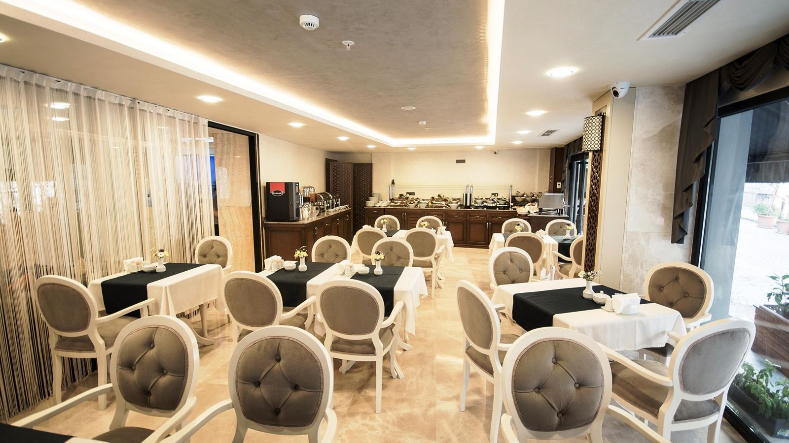 restaurants-restaurants