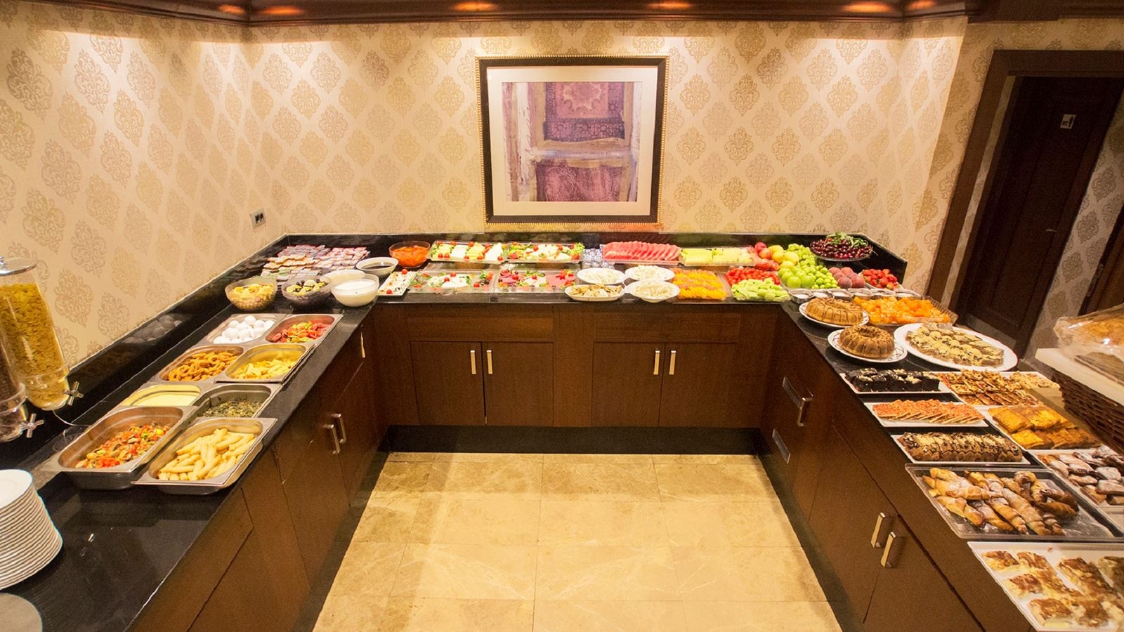 restaurants-restaurants