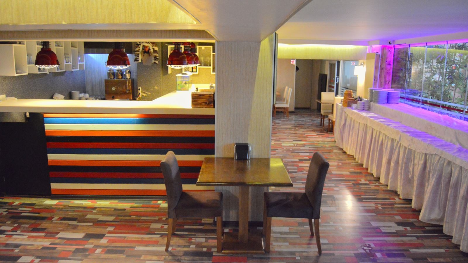 restaurants-restaurants