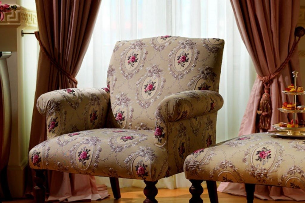 rooms-greta-garbo-corner-room