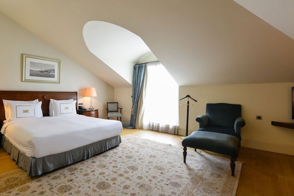 rooms-mata-hari-suite