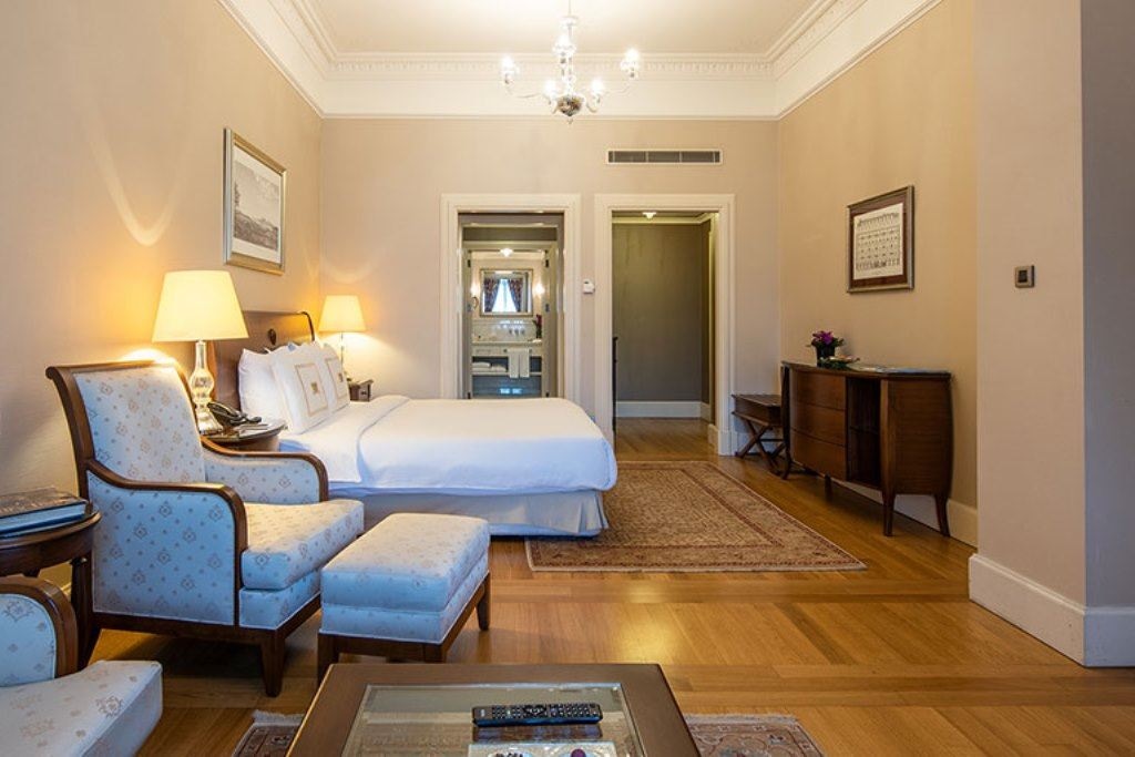 rooms-grand-pera-studio-room