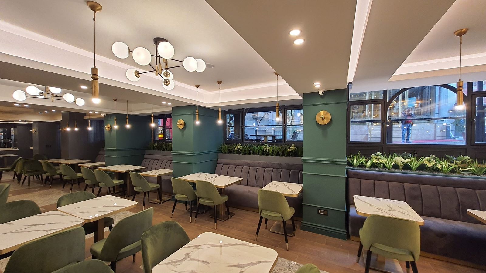 restaurants-restaurants