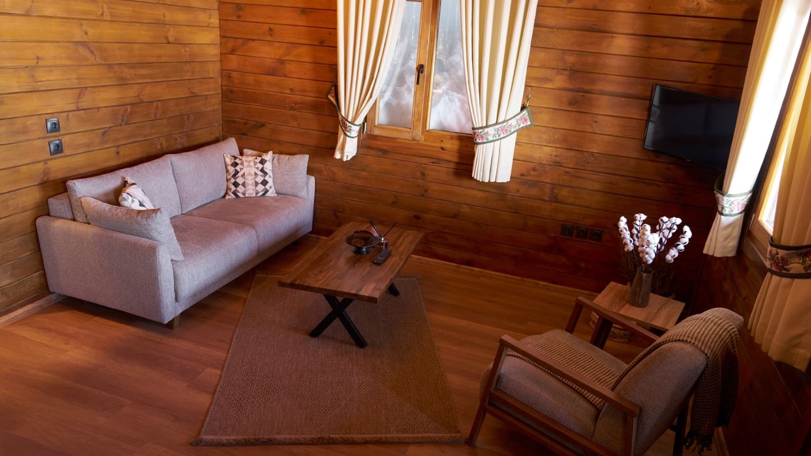 rooms-flora-bungalow-2+1