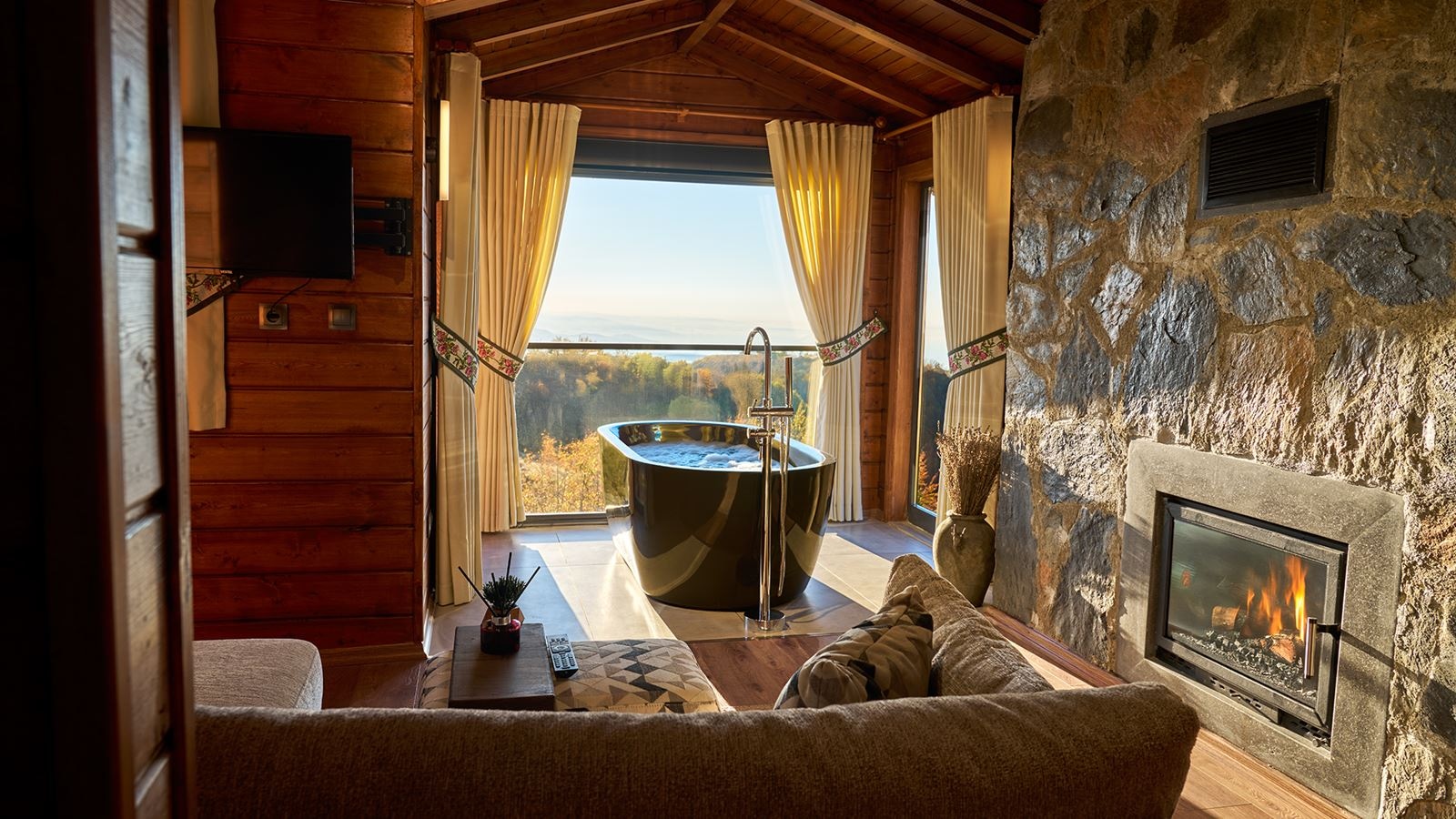 rooms-romance-bungalow-1+1