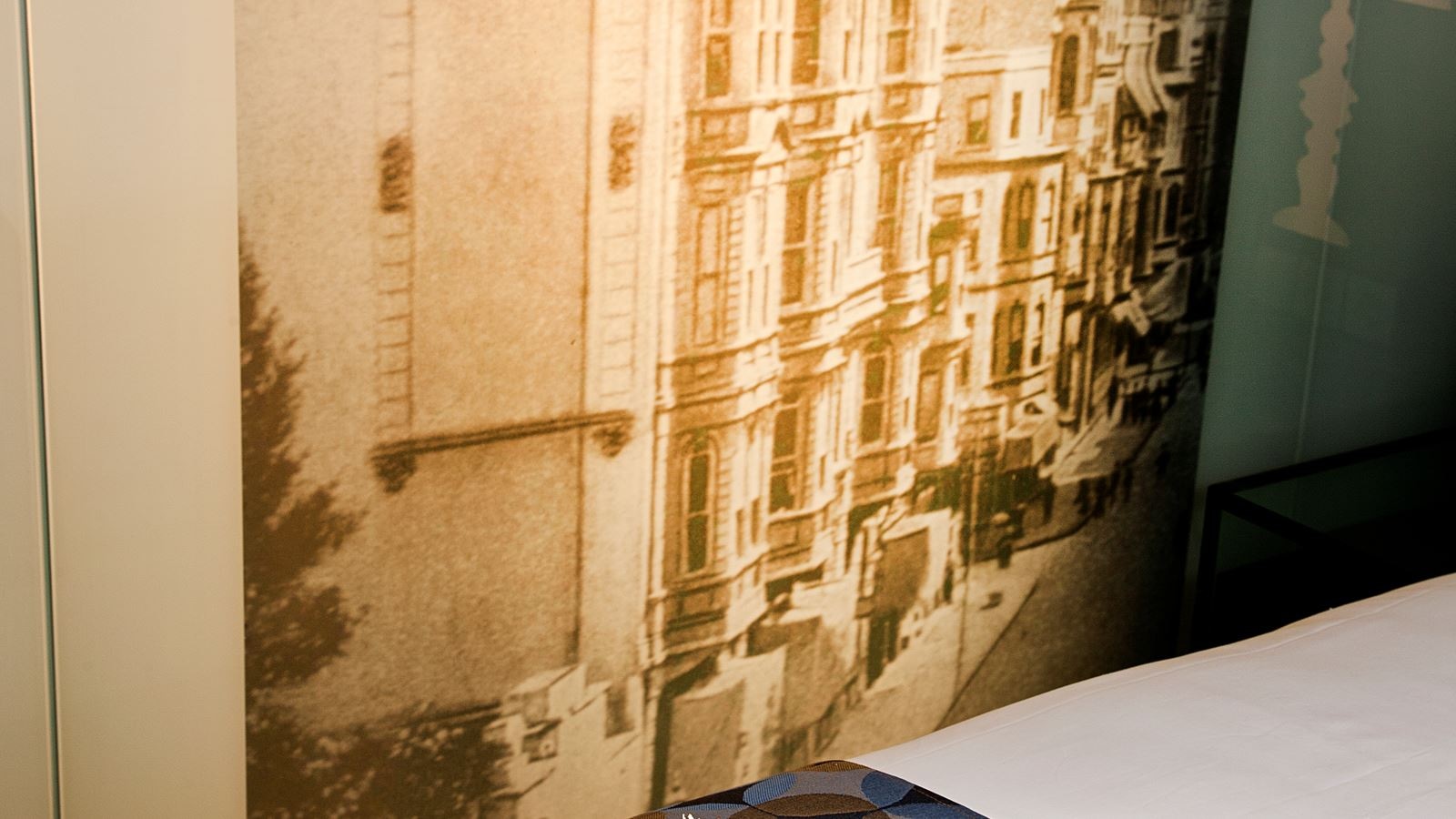 rooms-single-standard