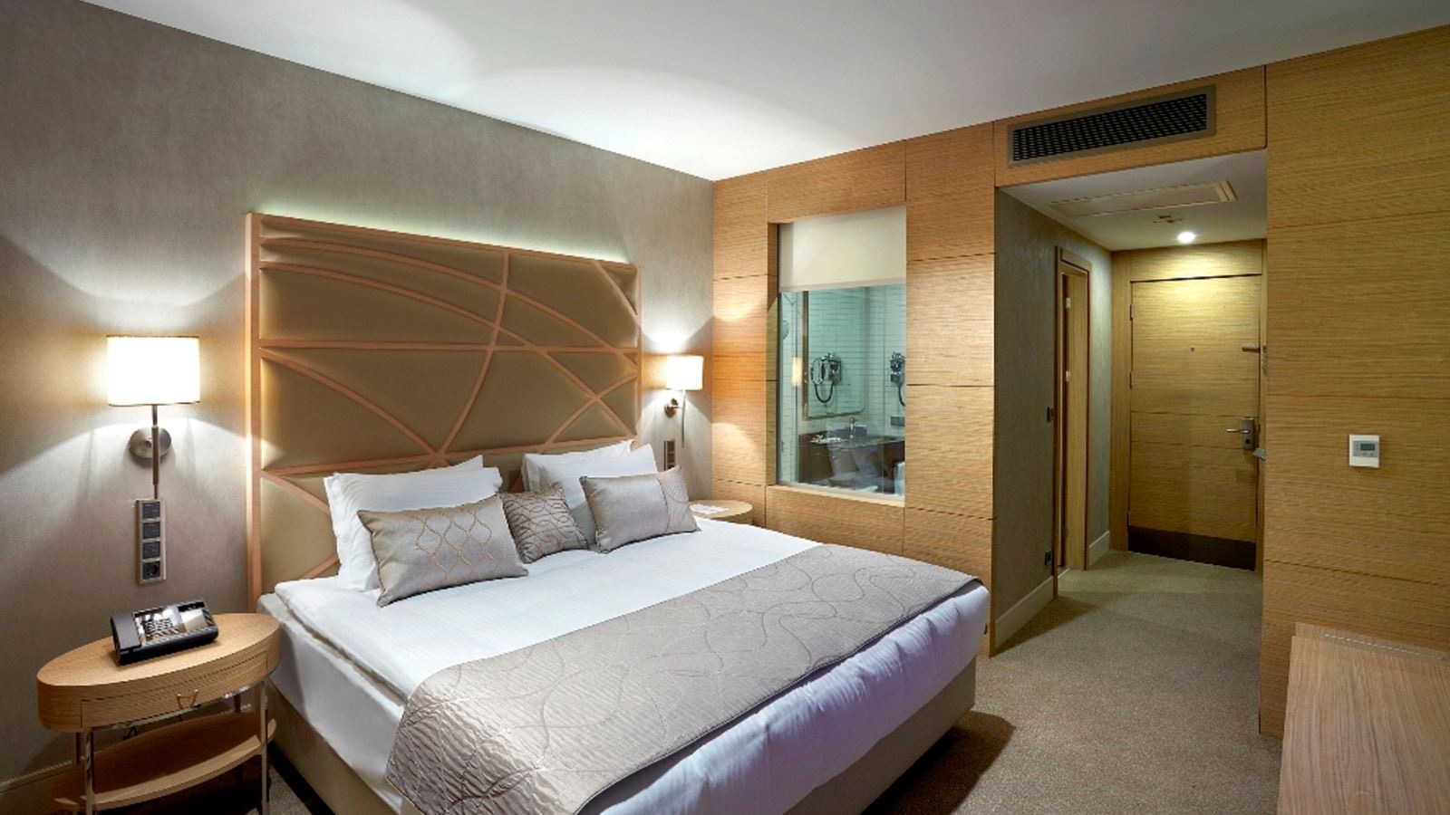 rooms-single-city-view