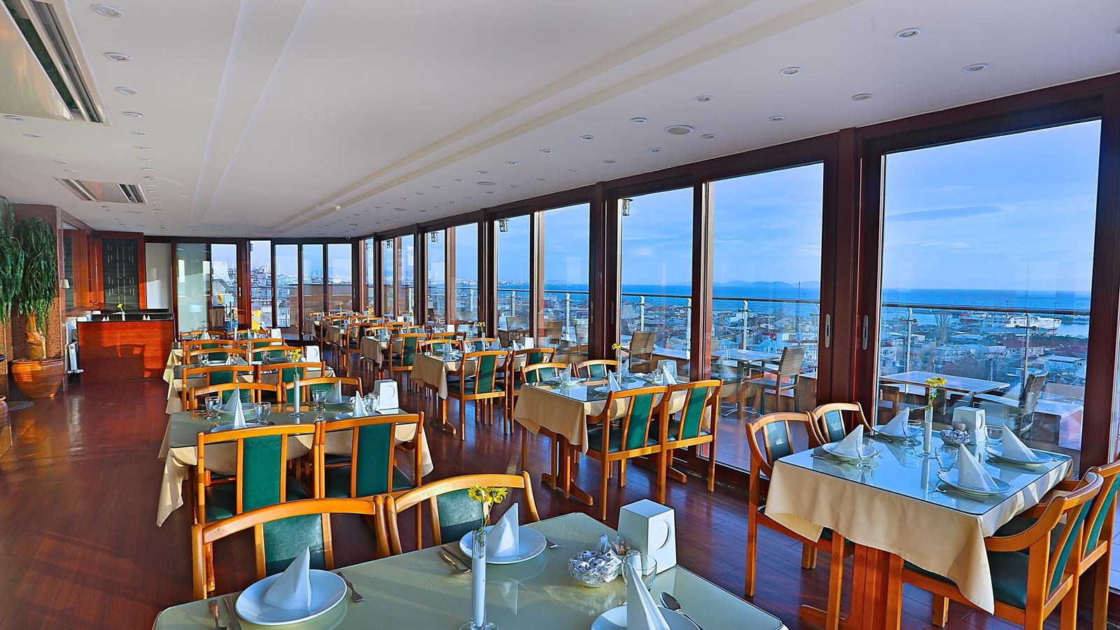 restaurants-restaurants