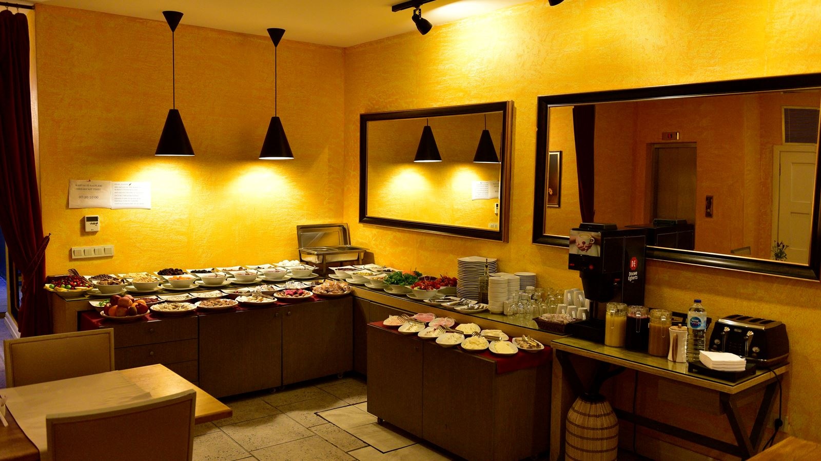 restaurants-restaurants