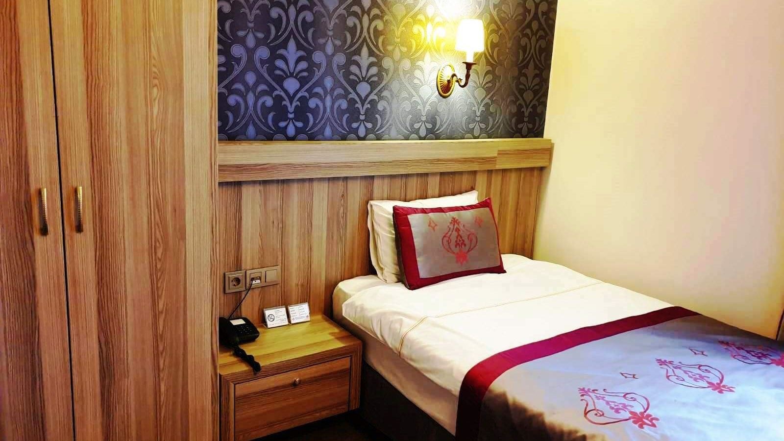 rooms-family-room-standard