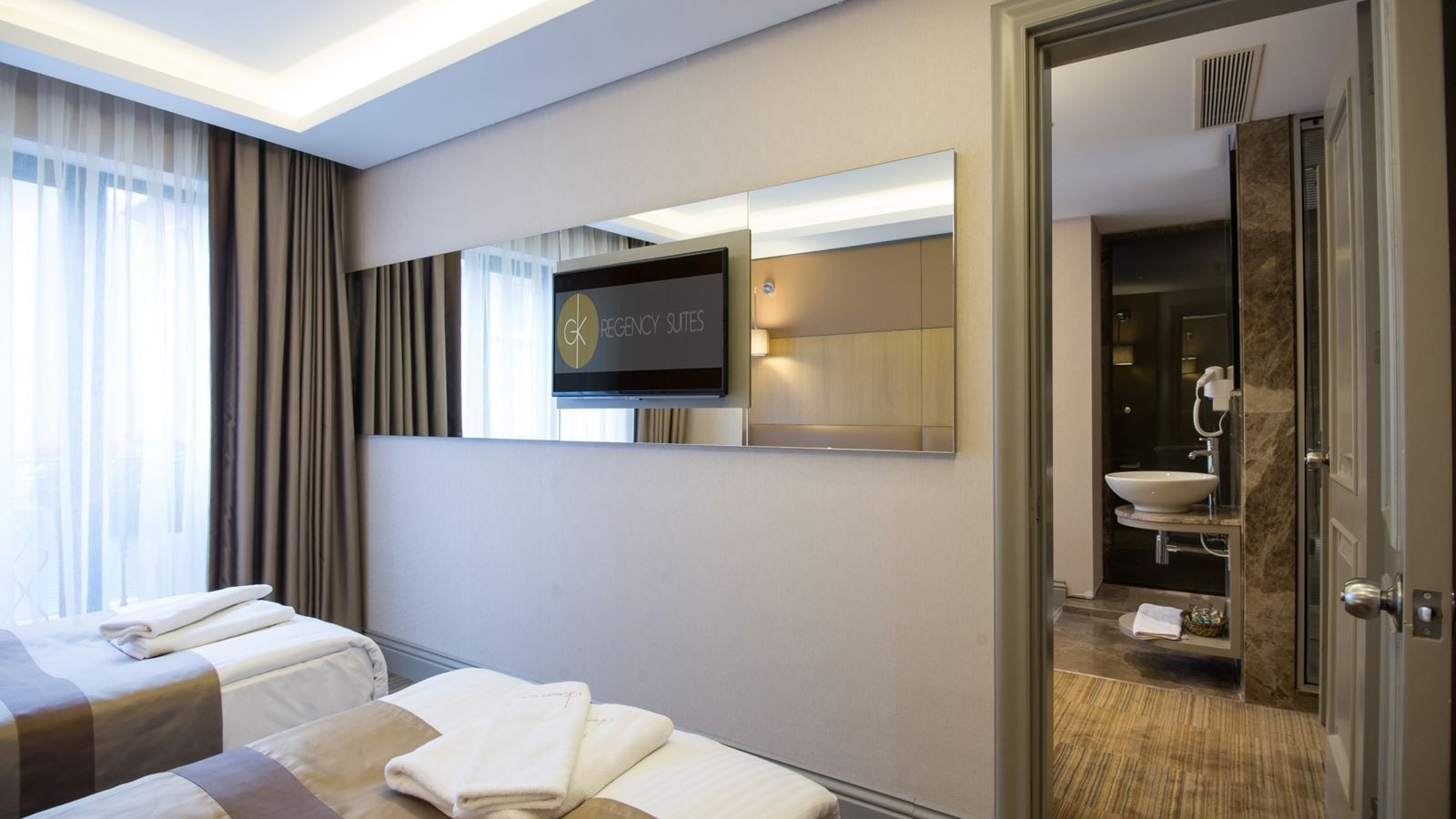 rooms-double-connecting-room