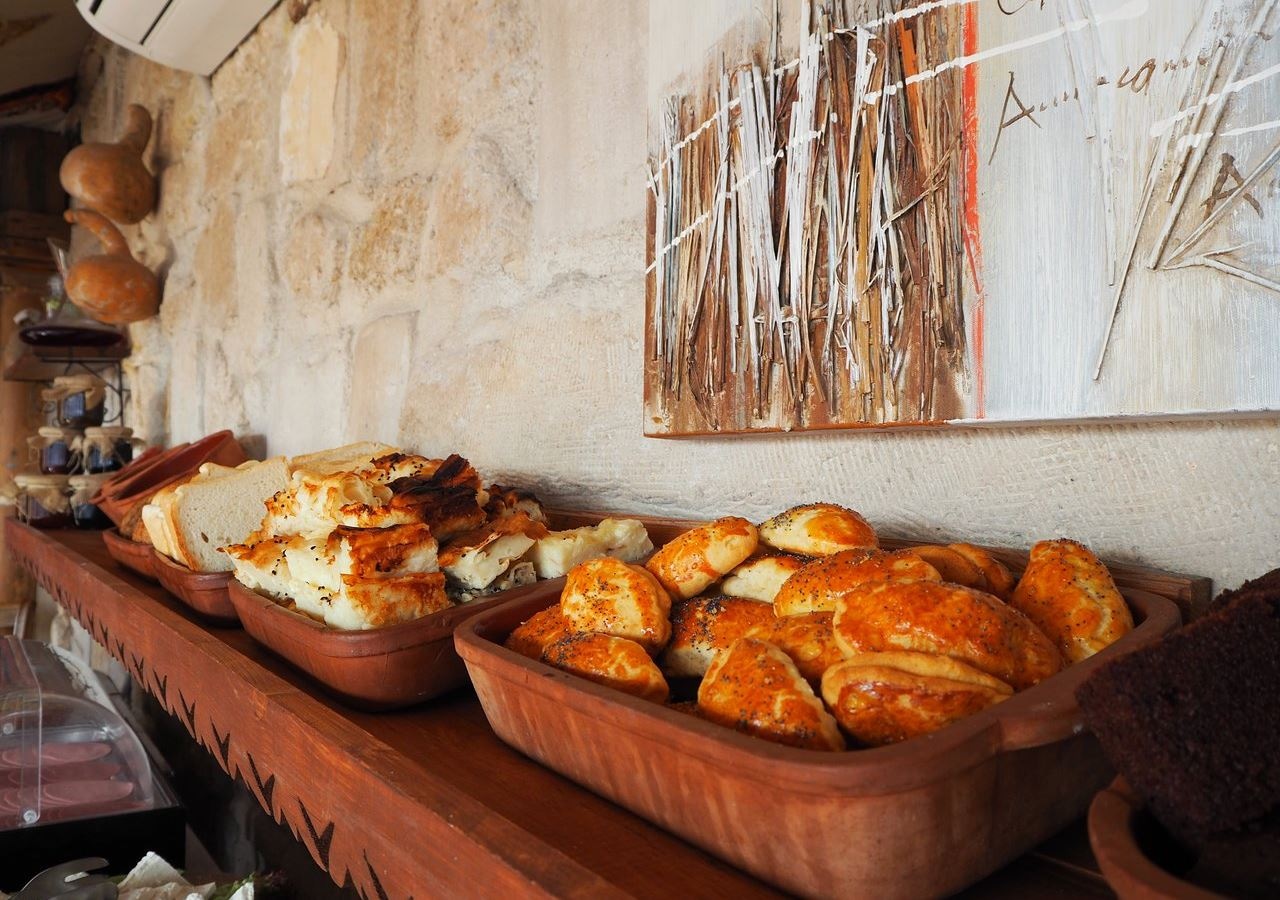 restaurants-mithra-cave