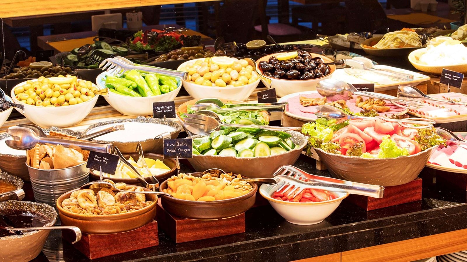 restaurants-restaurants