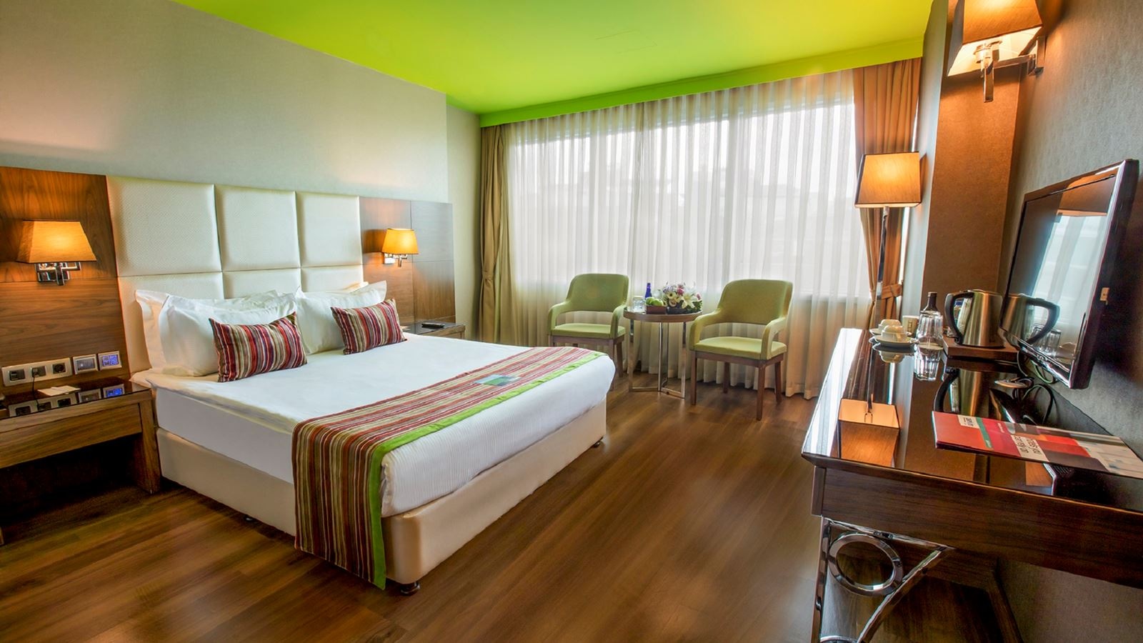 rooms-family-room-standard