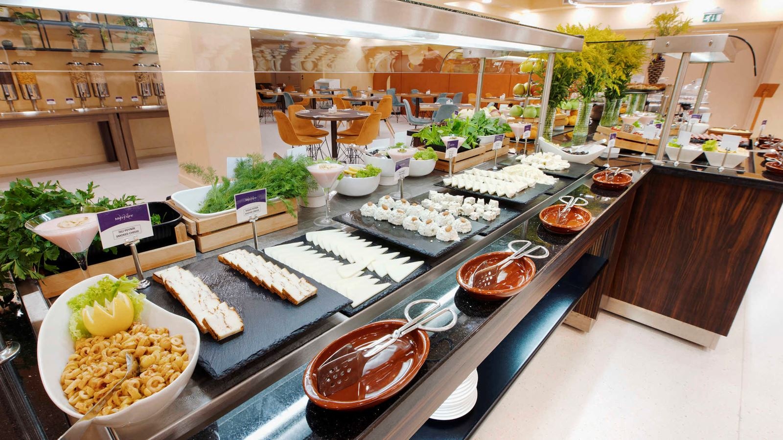 restaurants-ekru-restaurant