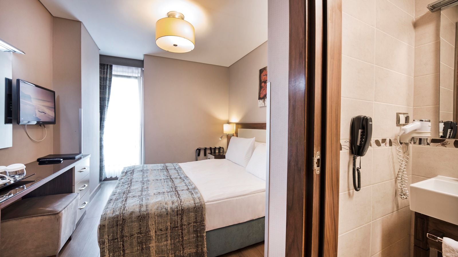 rooms-single-standard