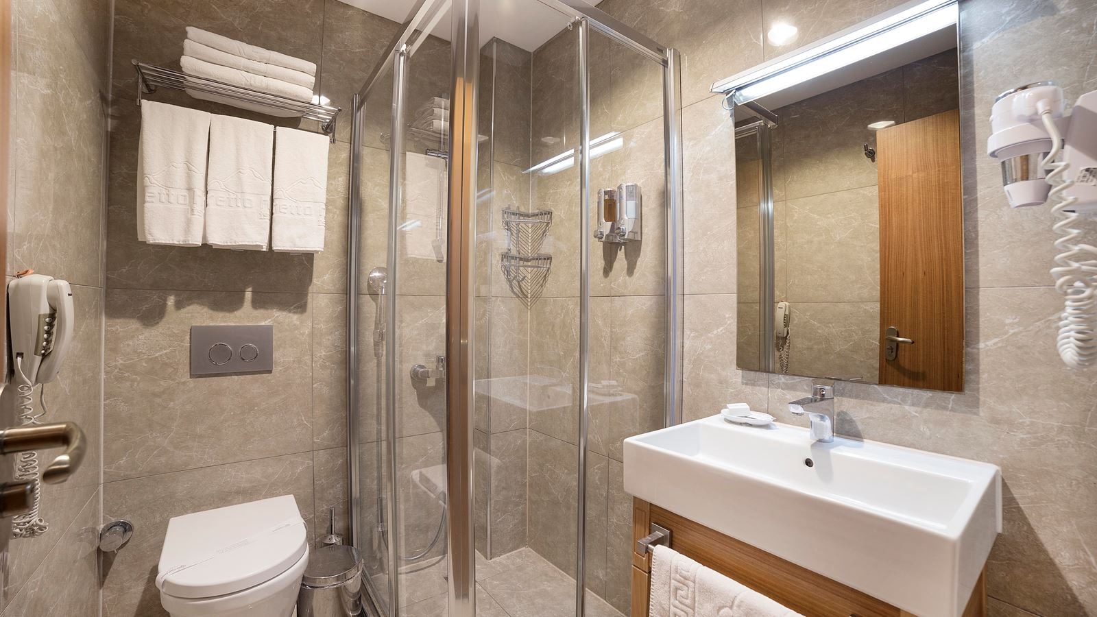 rooms-single-standard