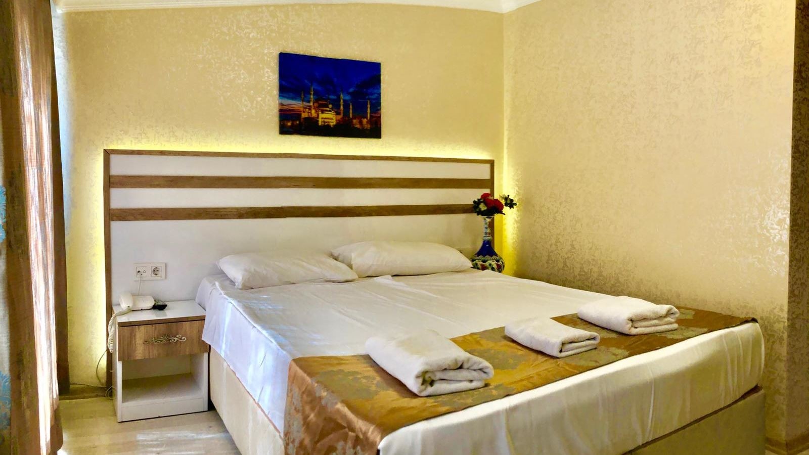 rooms-family-room-standard