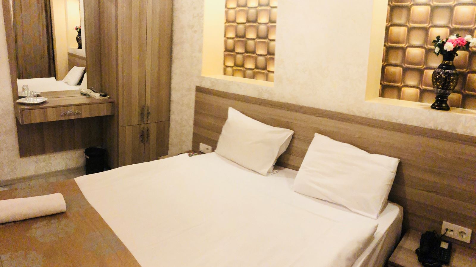 rooms-family-room-standard