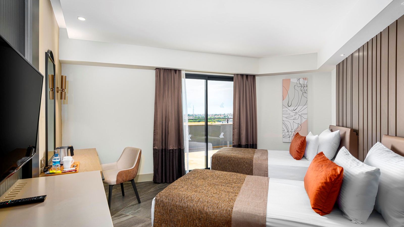 rooms-family-room-land-view-2-bedrooms