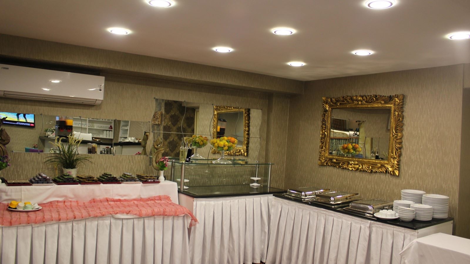 restaurants-restaurants