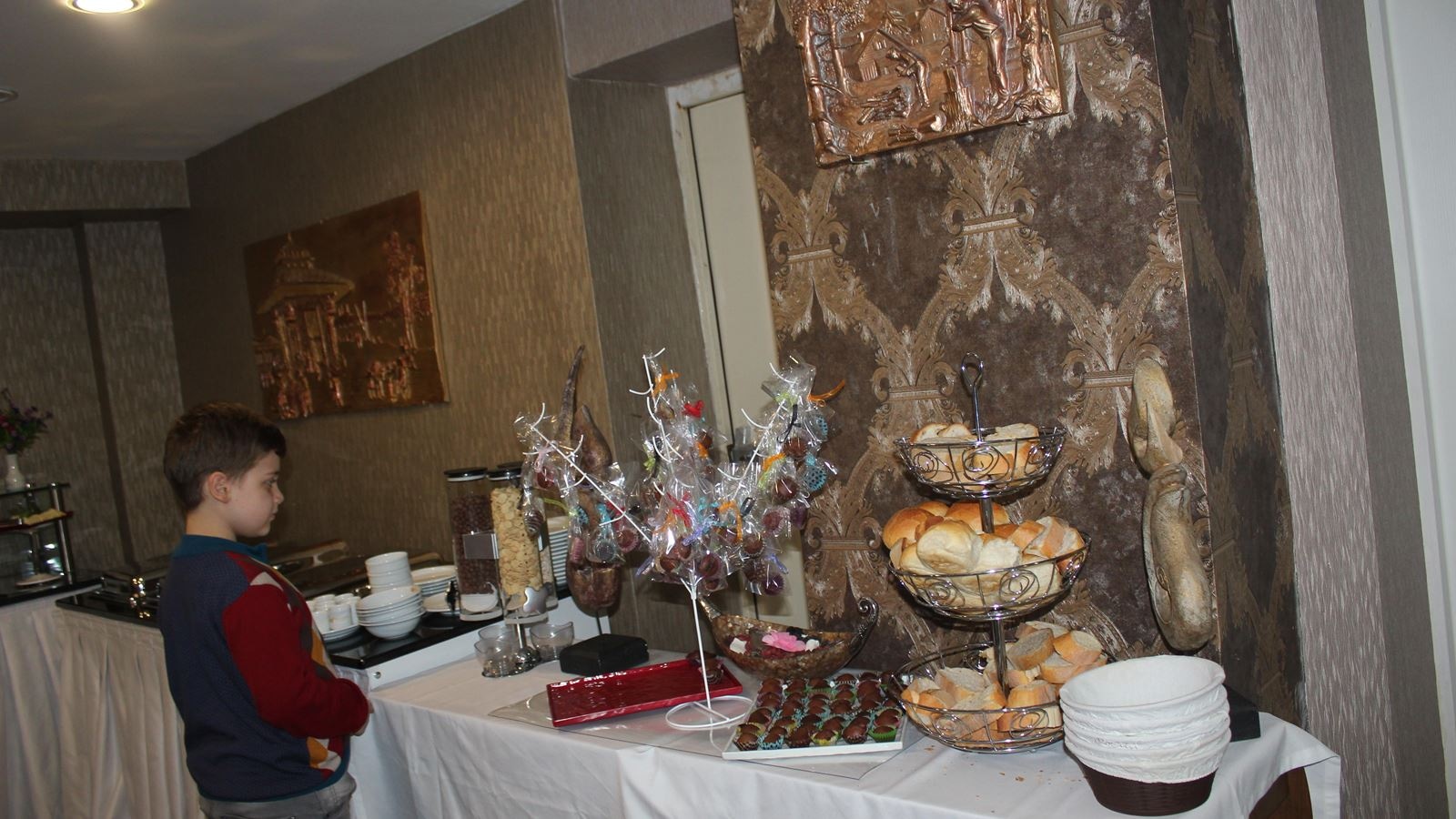 restaurants-restaurants