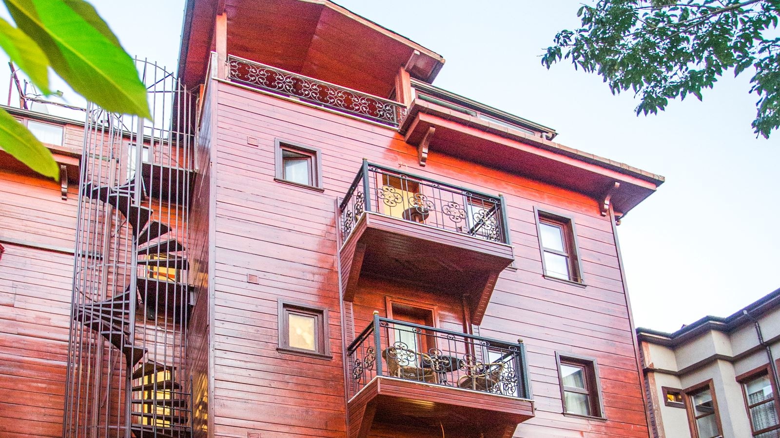 restaurants-restaurants