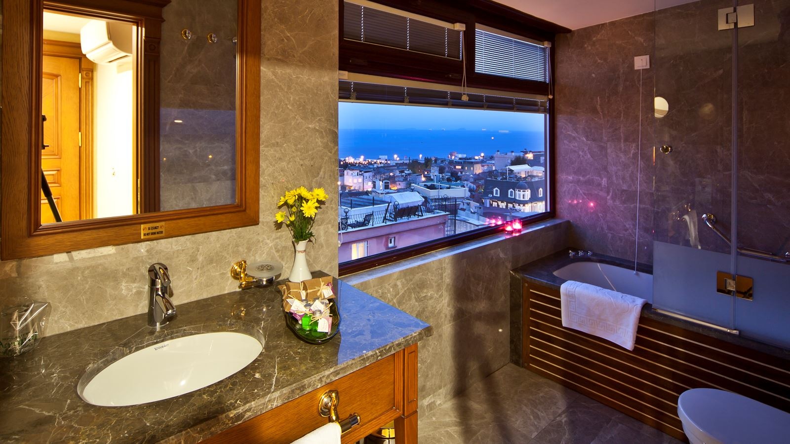 rooms-suite-executive