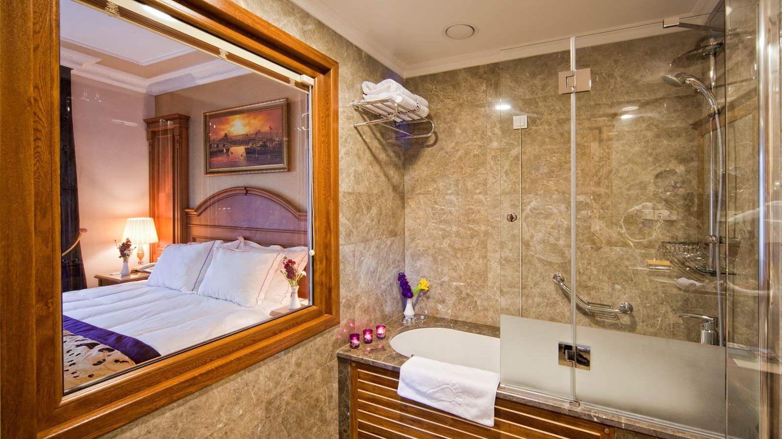 rooms-family-room-capacity-4