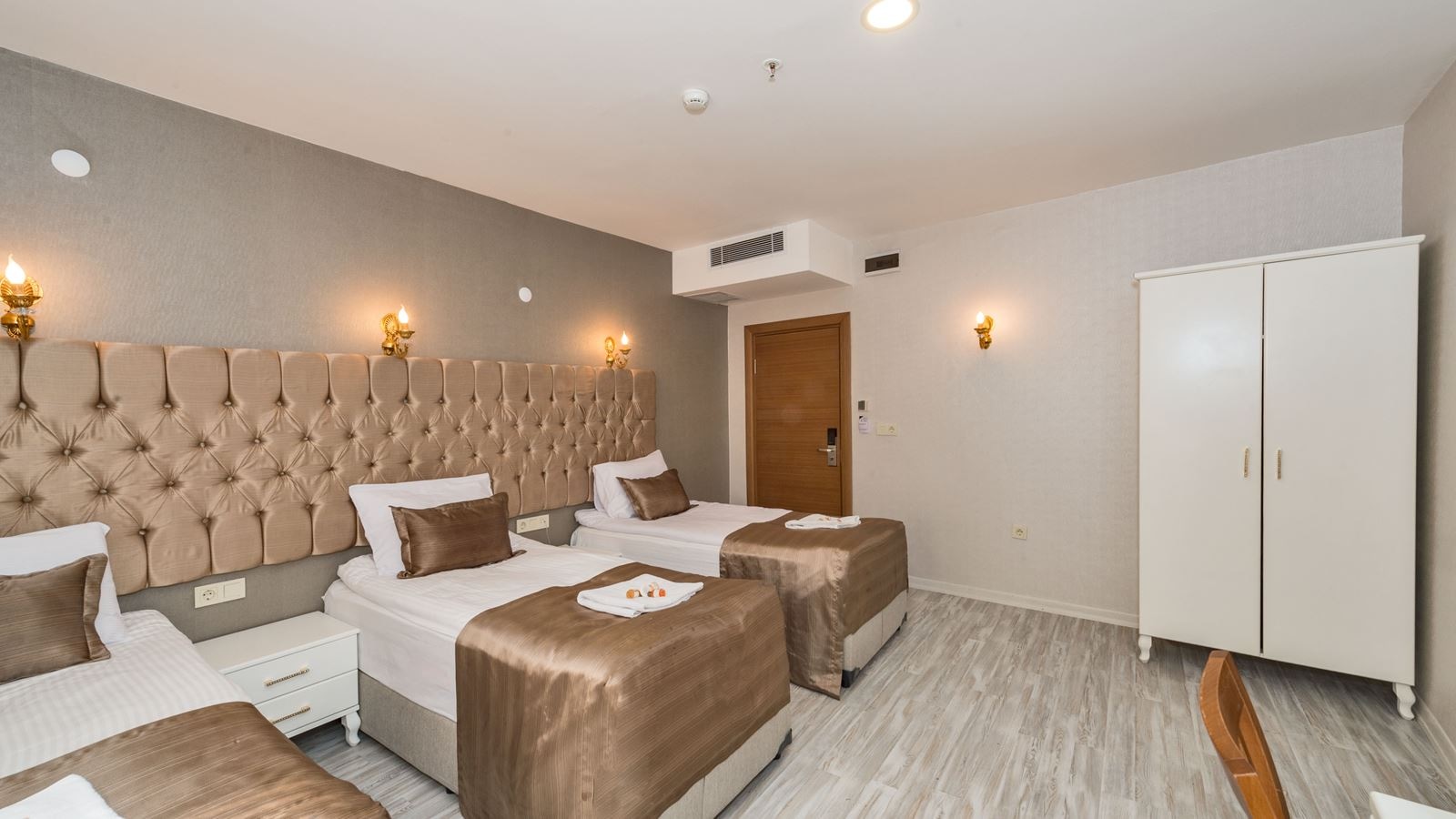 rooms-triple-standard