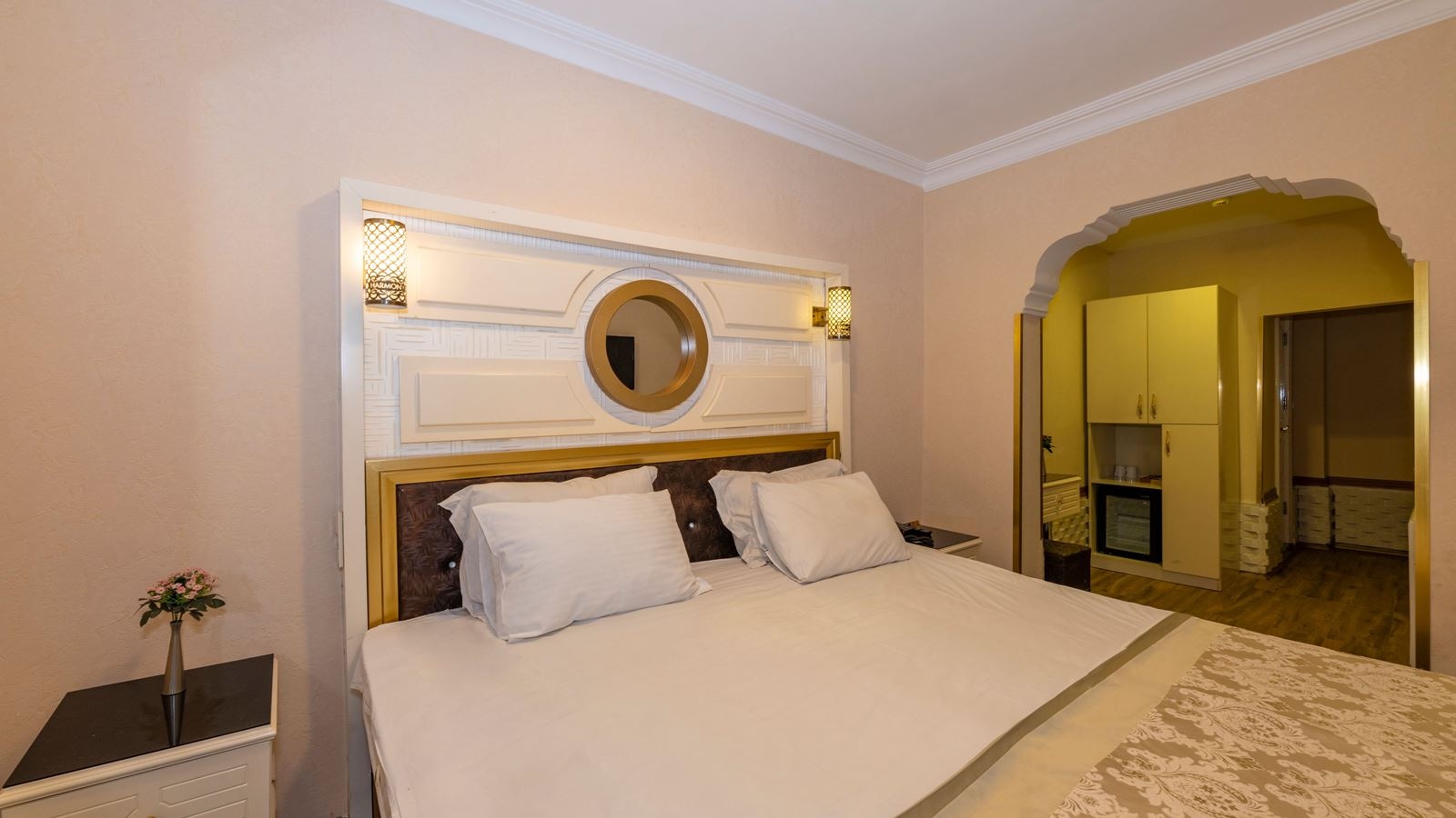 rooms-family-room-standard