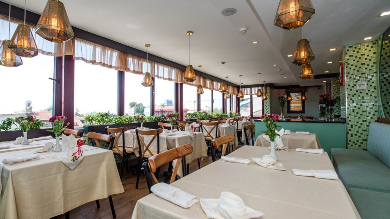 restaurants-restaurants