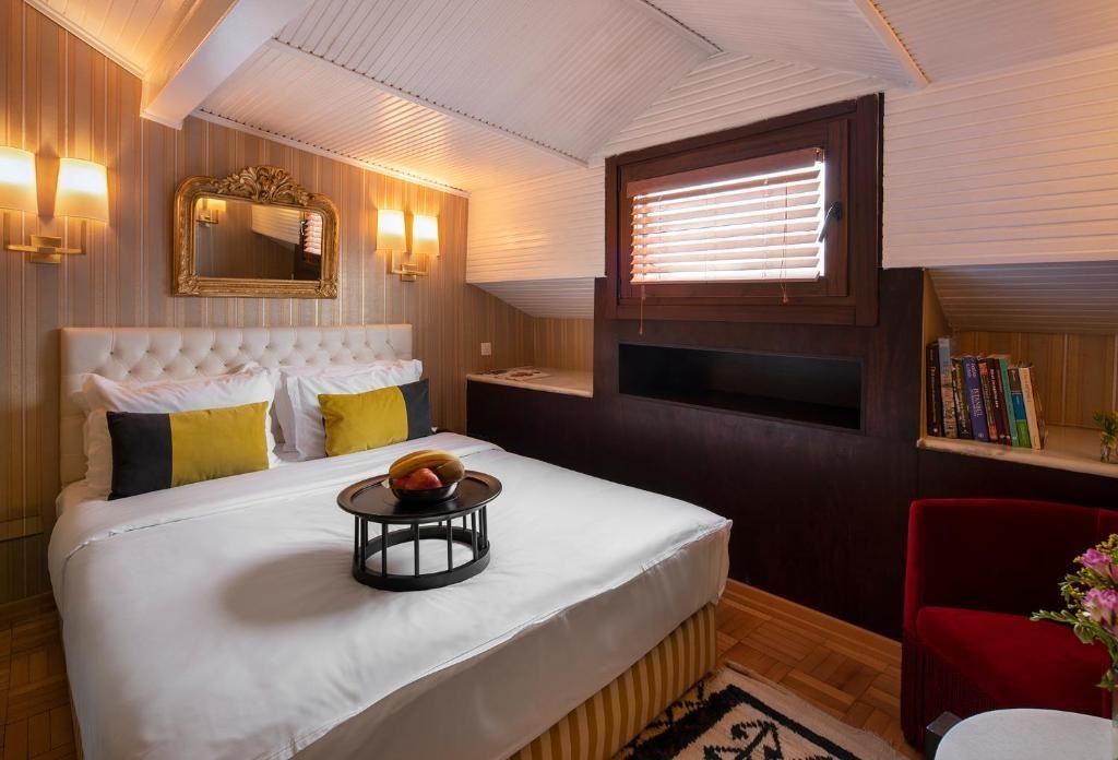 rooms-double-standard