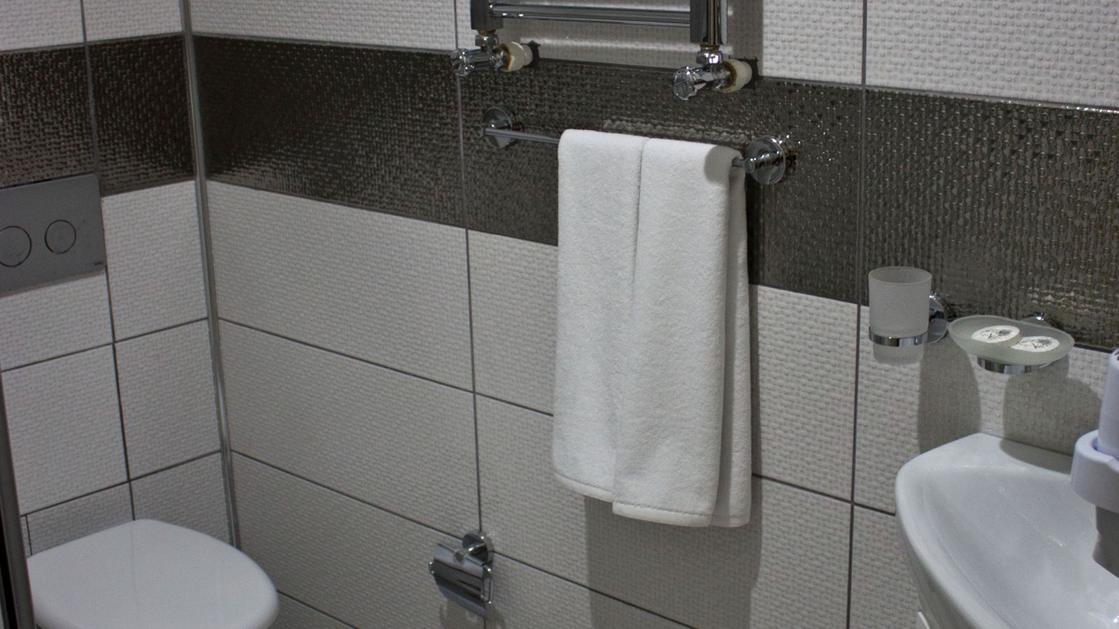 rooms-double-standard