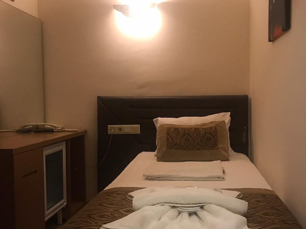 rooms-family-room-sea-view