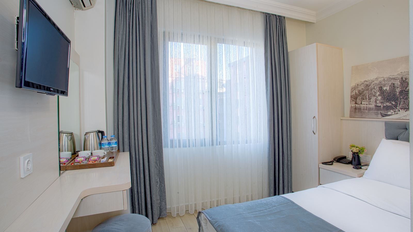 rooms-family-room-standard