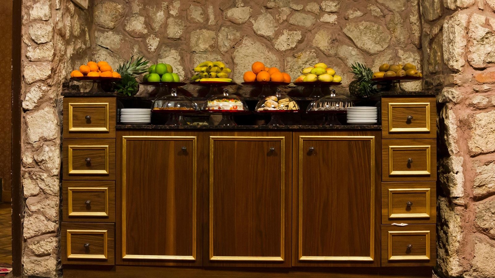 restaurants-restaurants