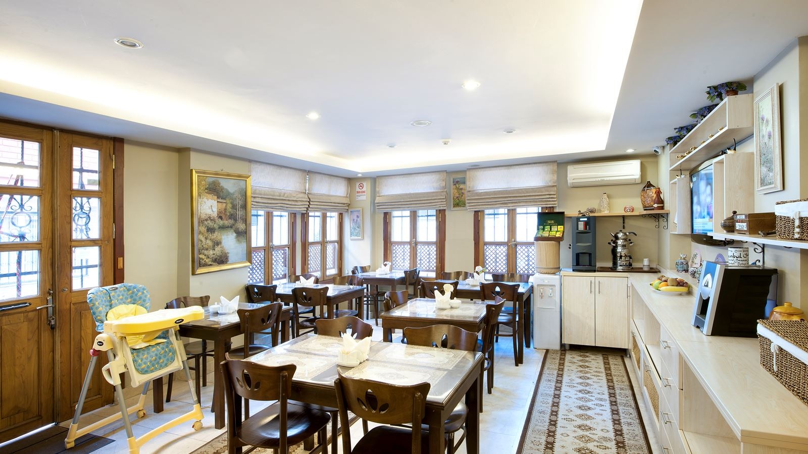 restaurants-breakfast-buffet