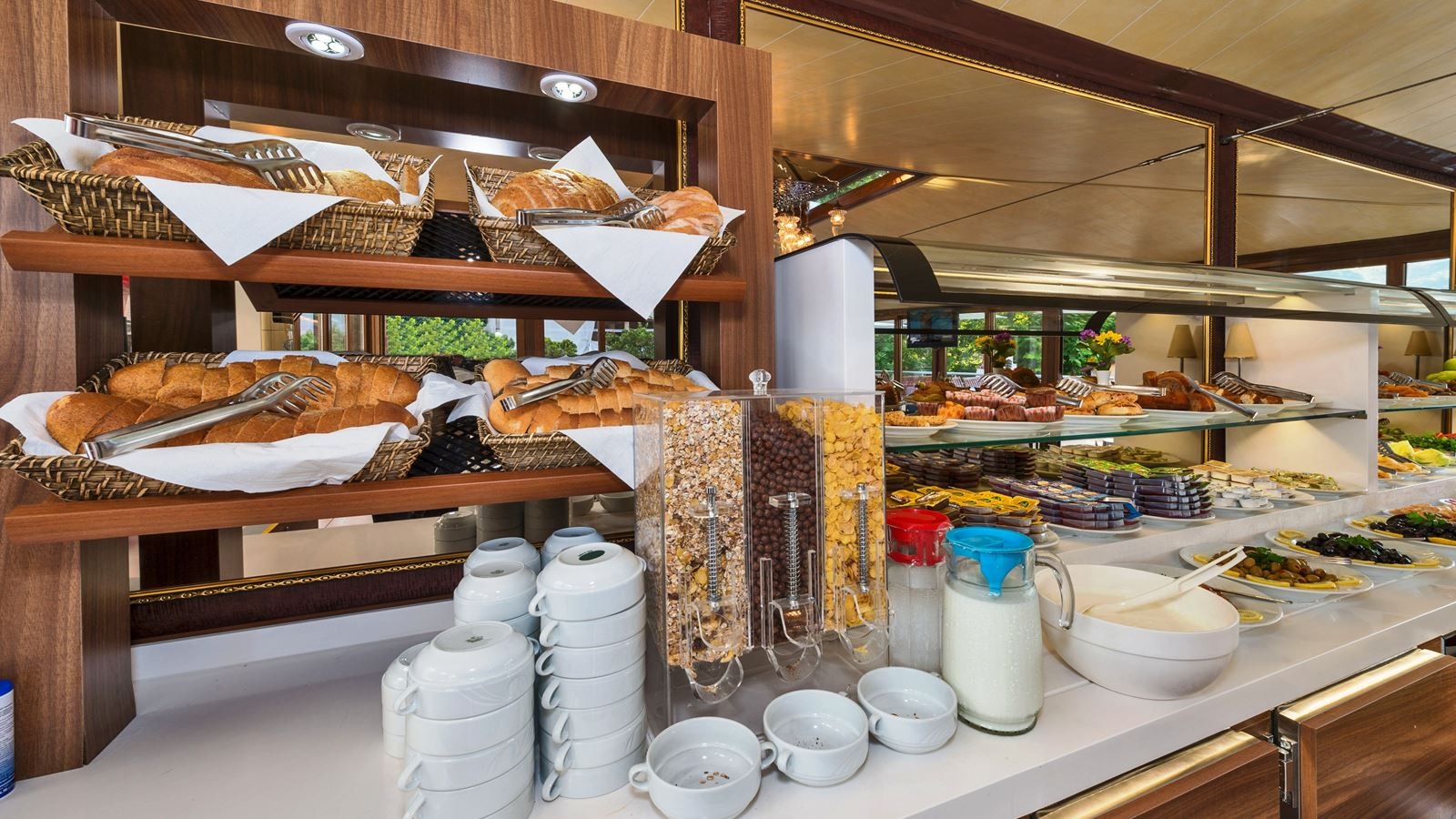 restaurants-restaurants