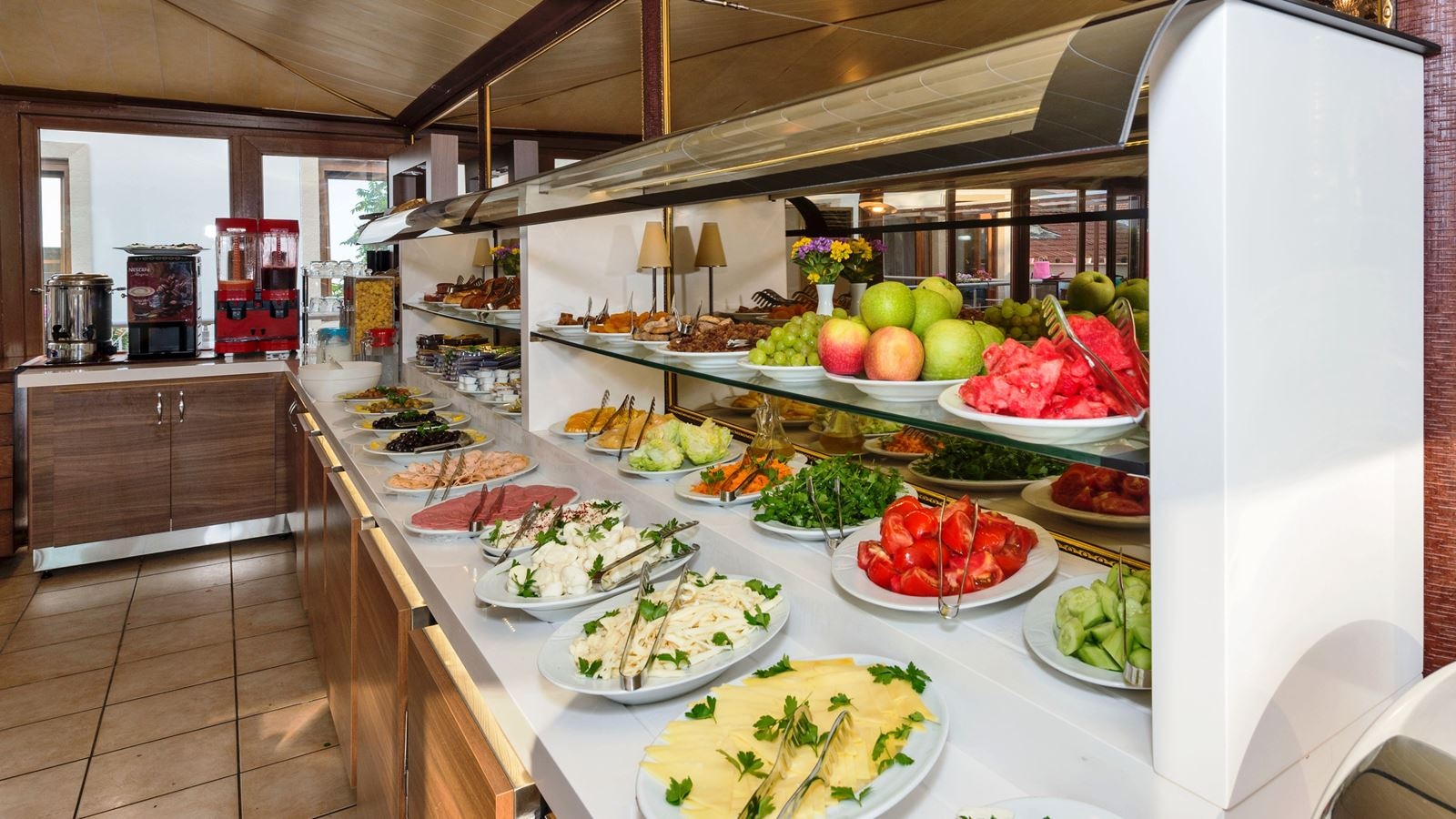 restaurants-restaurants