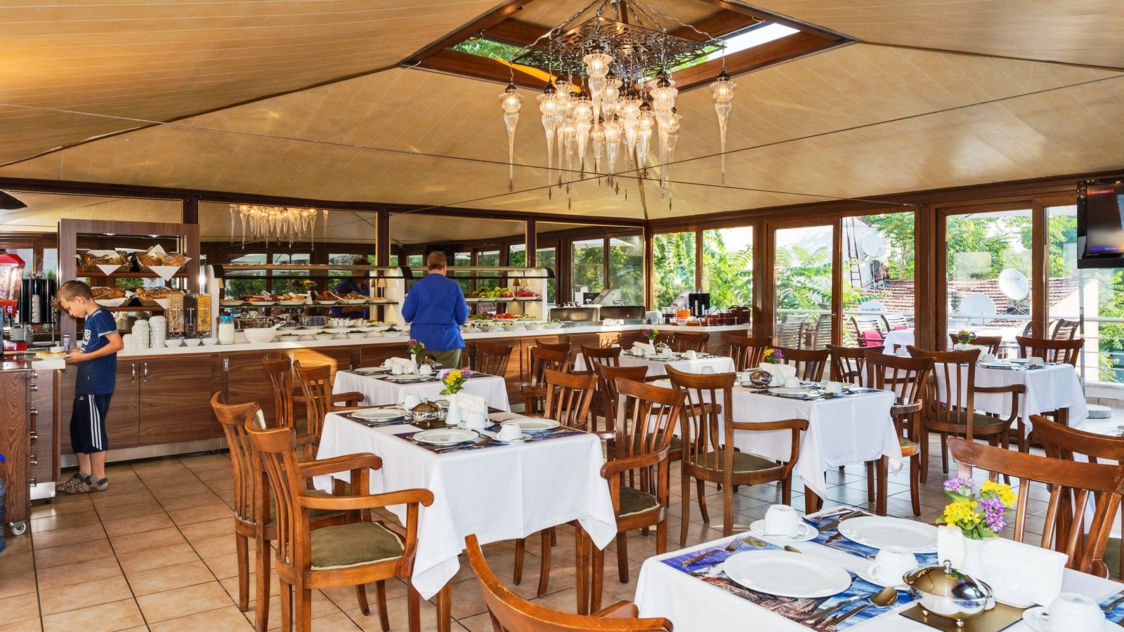 restaurants-restaurants