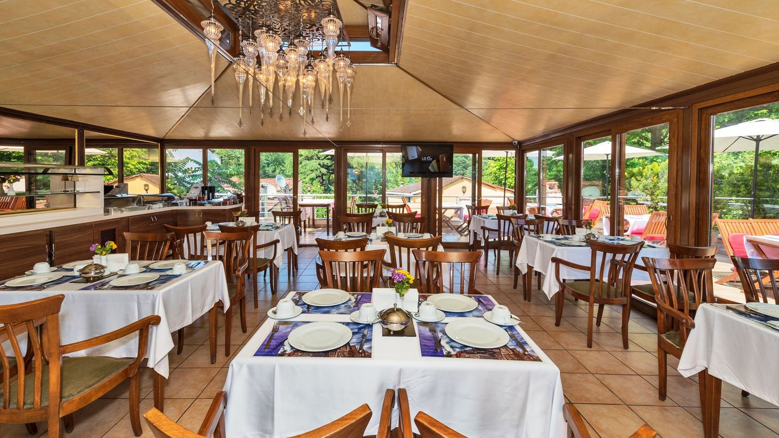 restaurants-restaurants