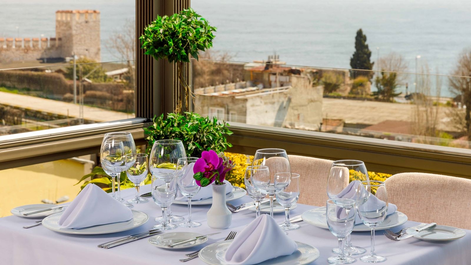 restaurants-restaurants