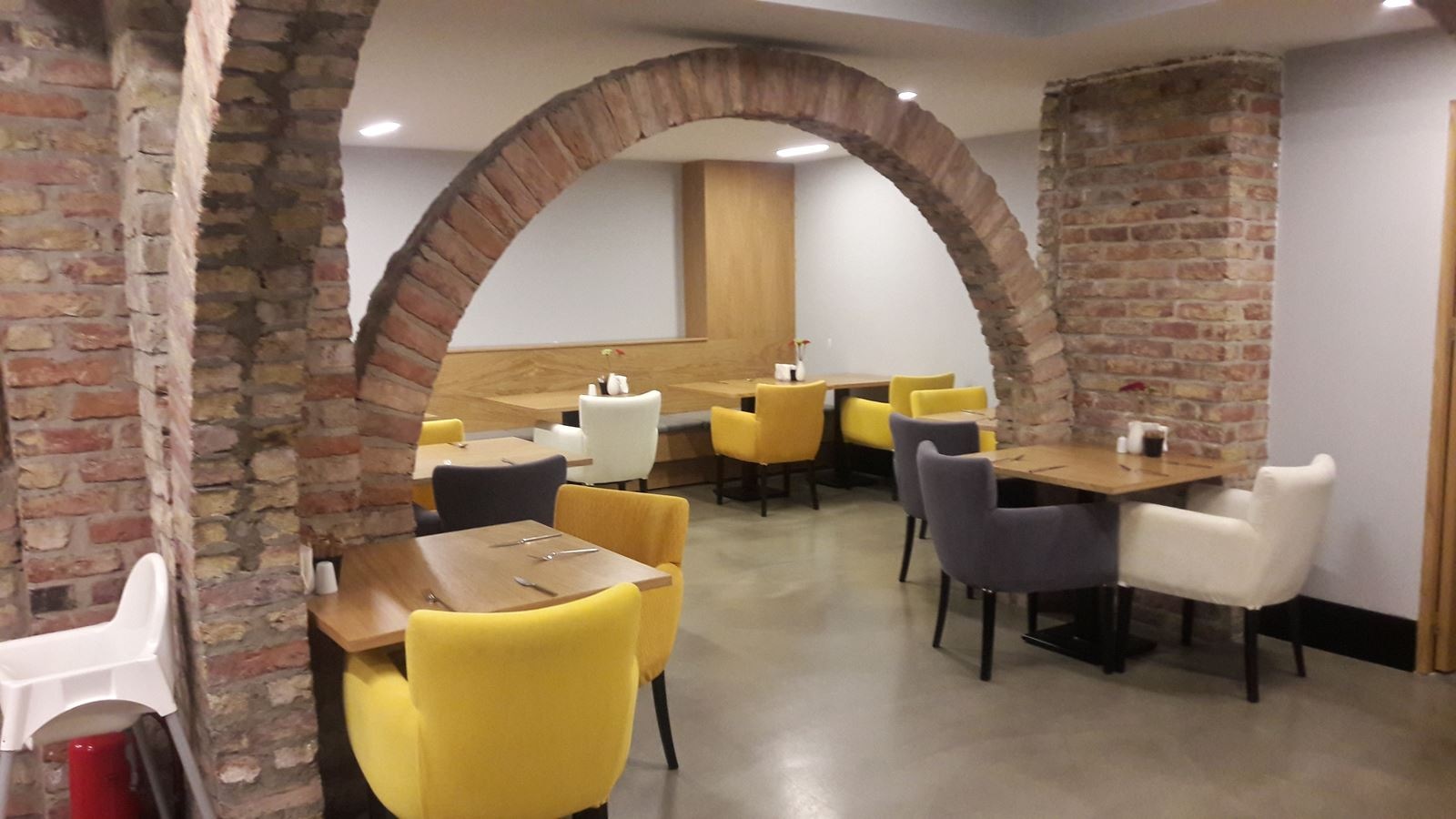 restaurants-restaurants